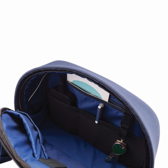 Plecak miejski z poliestru XD Design Bobby Sling granatowy