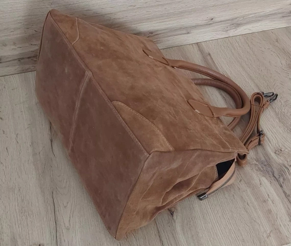 Kuferek damski zamszowy Vera Pelle WKXL85C camel