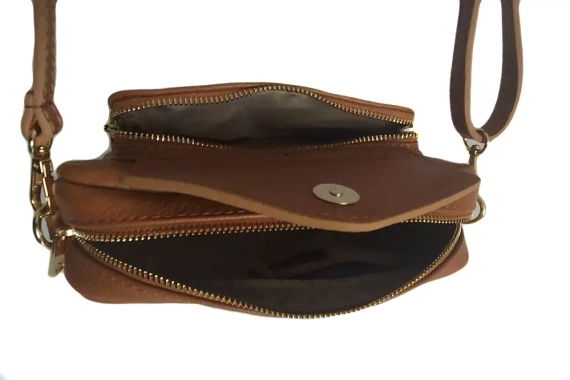 Listonoszka damska skórzana Vera Pelle MCZ45C camel